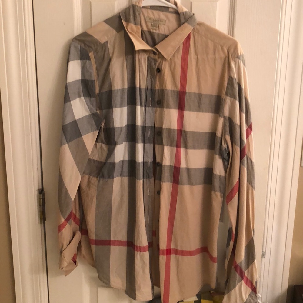 Women’s Burberry button up shirt